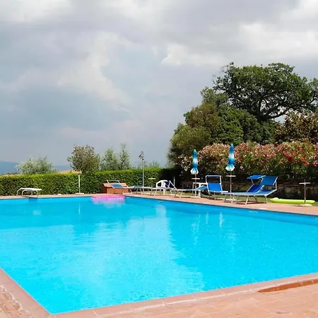 Sleeps 2 Pool Wifi Laiatico